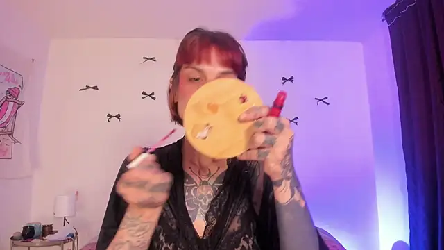 Alessamoth online show from July 12, 2026, 5:36 pm
