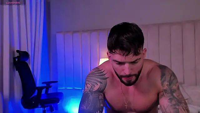 OLIVER COLT online show from March 21, 2026, 2:24 am