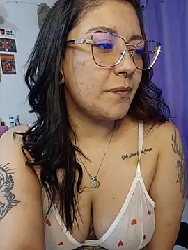Snapshot of DaniPoison chatting on May 22, 2026, 5:00 pm DaniPoison online show from May 22, 2026, 5:00 pm