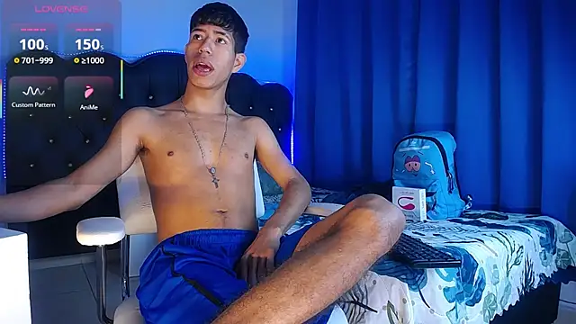 dareck 18 online show from November 6, 2025, 1:59 pm