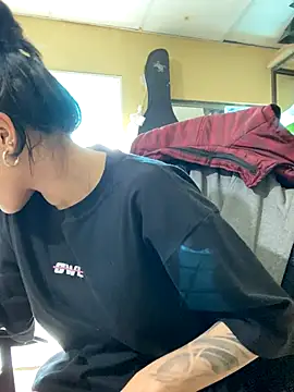 val zx online show from October 16, 2025, 5:21 pm