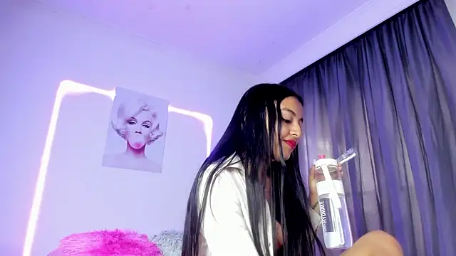 sweet cinamon online show from February 24, 2026, 1:56 pm