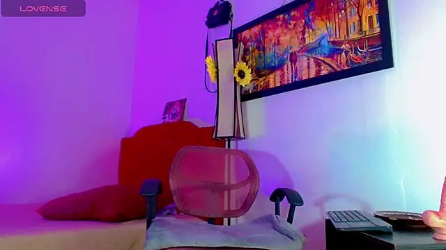 alexsandra kiss online show from April 7, 2026, 11:56 am