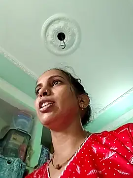 Snapshot of Hotty-Nidhi chatting on April 3, 2026, 5:03 am Hotty-Nidhi online show from April 3, 2026, 5:03 am