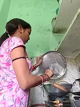 Hotty-Nidhi online show from February 24, 2026, 5:19 am