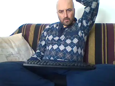 maxxxio12 online show from March 15, 2025, 9:52 am