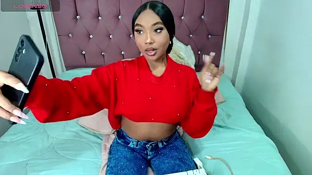 charlotte walker1 online show from November 4, 2025, 1:26 pm