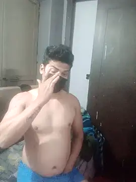 Snapshot of goluaryan chatting on February 12, 2026, 9:03 pm goluaryan online show from February 12, 2026, 9:03 pm