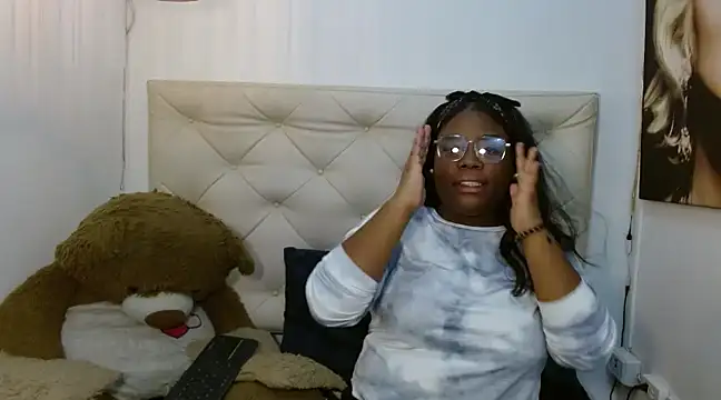 Zoe ebony74 online show from March 21, 2025, 7:24 pm