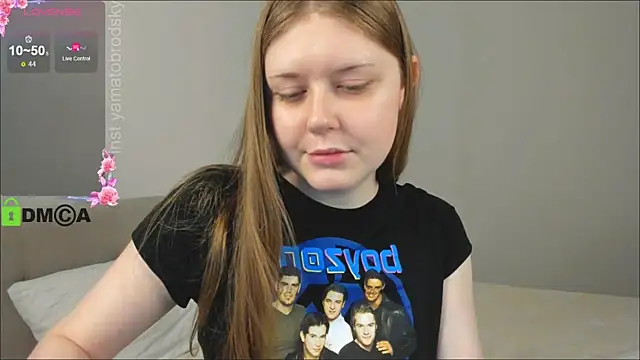 Snapshot of YamatoBrodsky chatting on November 6, 2025, 5:17 pm YamatoBrodsky online show from November 6, 2025, 5:17 pm