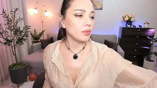 Viki Bellson online show from June 7, 2026, 6:57 pm