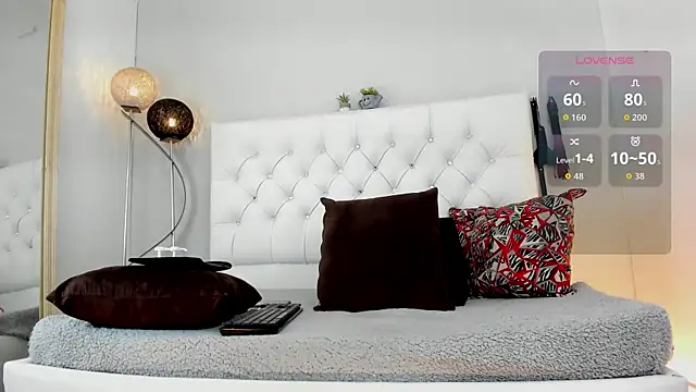 sarah temptation online show from November 6, 2025, 10:58 pm