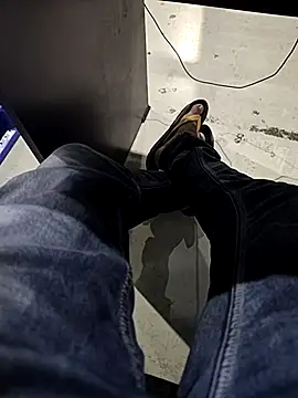 pmr1997 online show from March 20, 2025, 8:19 pm