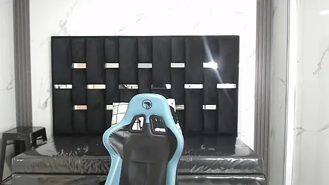 valeria a1 online show from February 22, 2026, 12:40 pm