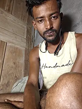 India HOT23 online show from November 12, 2025, 6:56 pm