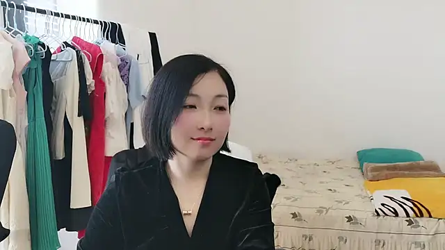 Rachel-6600 online show from October 16, 2025, 2:53 am