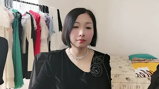 Rachel-6600 online show from October 15, 2025, 2:43 am