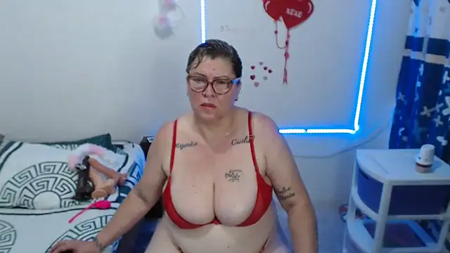 Olgahunder online show from March 26, 2026, 2:54 am