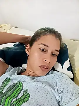 Snapshot of Sexi_girl29 chatting on January 16, 2026, 3:54 am Sexi girl29 online show from January 16, 2026, 3:54 am