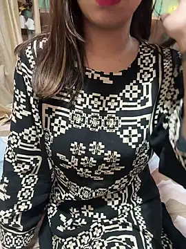 lustyindiancouple online show from February 19, 2026, 9:45 pm