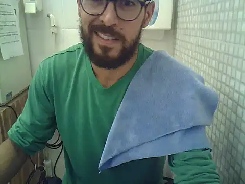 pdasgyn online show from November 14, 2025, 1:59 pm