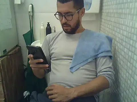 pdasgyn online show from March 2, 2026, 1:07 pm