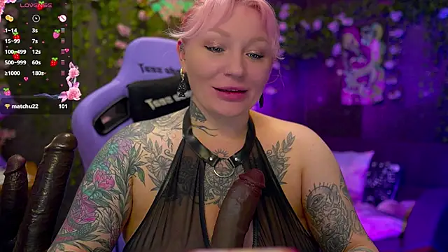 BlackedBarbie online show from November 2, 2025, 8:03 pm