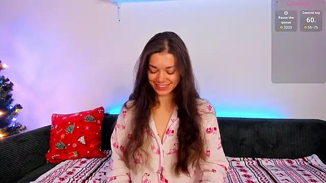 Eva McCoy online show from December 4, 2025, 9:08 am