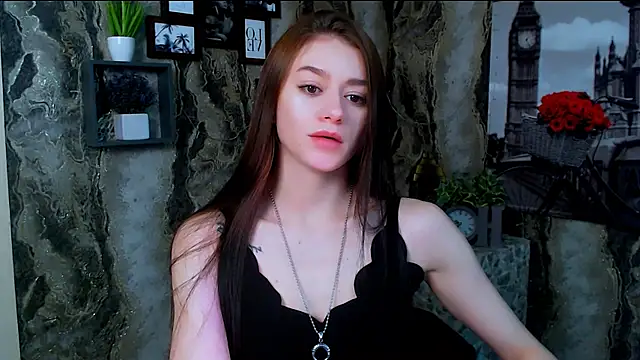 LanaTey online show from February 26, 2026, 1:33 pm