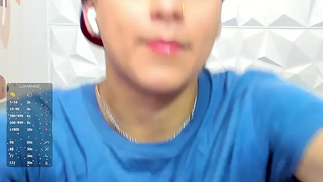 Snapshot of Sam_Daves chatting on November 12, 2025, 1:59 pm Sam Daves online show from November 12, 2025, 1:59 pm