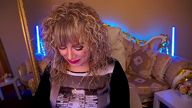 CandyLadyyy online show from September 25, 2025, 8:26 pm