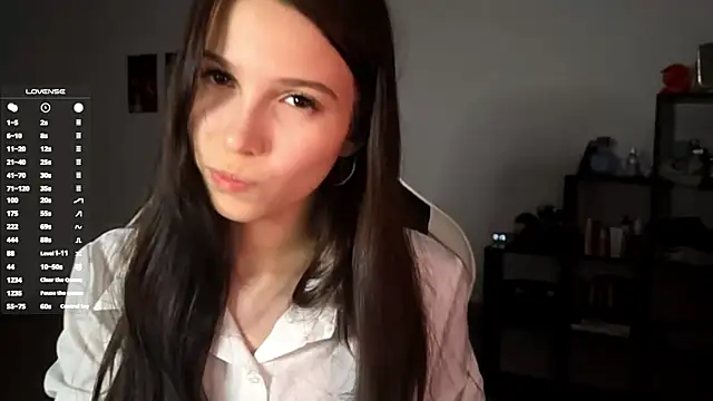 MayAgard online show from November 6, 2025, 7:18 pm