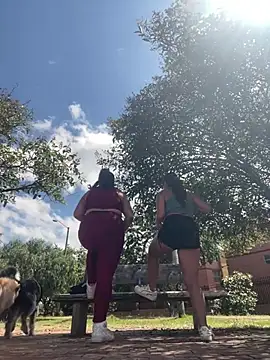 Snapshot of nicky_andcamil chatting on January 8, 2026, 4:02 pm nicky andcamil online show from January 8, 2026, 4:02 pm