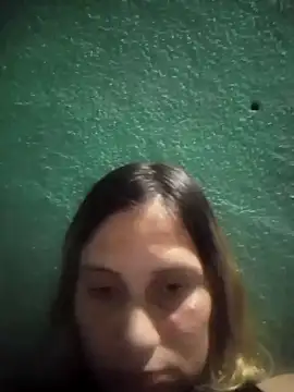 VictoriaLuxe online show from October 31, 2025, 12:40 am