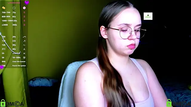 Lilysweet13 online show from November 25, 2025, 8:53 pm