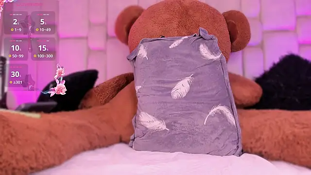 Daia Ortiz online show from November 5, 2025, 7:39 pm