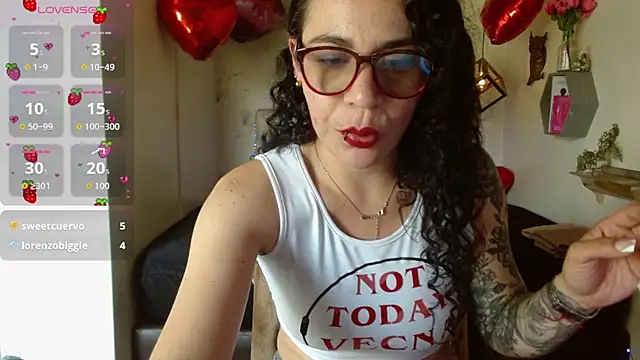 Snapshot of mia_velvet1 chatting on March 22, 2026, 5:36 pm mia velvet1 online show from March 22, 2026, 5:36 pm