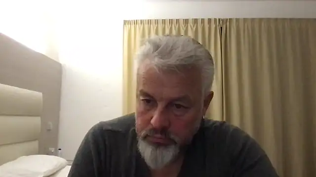 Berg Boy online show from April 14, 2026, 8:47 pm