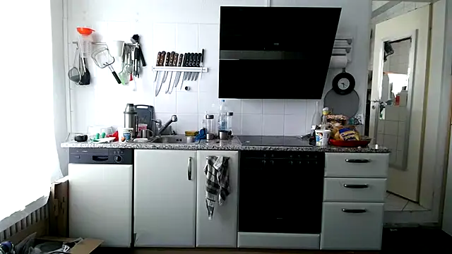 Berg Boy online show from March 27, 2026, 8:26 am