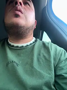 Snapshot of elninio_poya chatting on February 10, 2026, 10:31 pm elninio poya online show from February 10, 2026, 10:31 pm