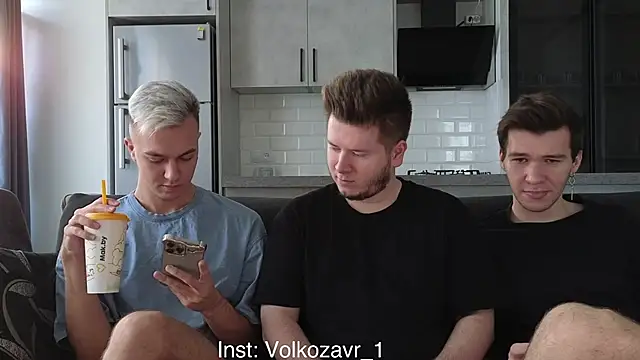 boys sobolisha online show from October 12, 2025, 1:23 pm