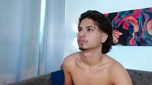 MathewAdams online show from November 18, 2025, 6:33 pm