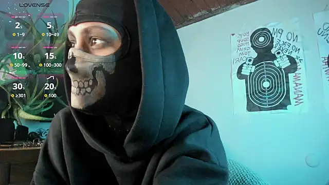 cos operator online show from September 28, 2025, 6:37 pm