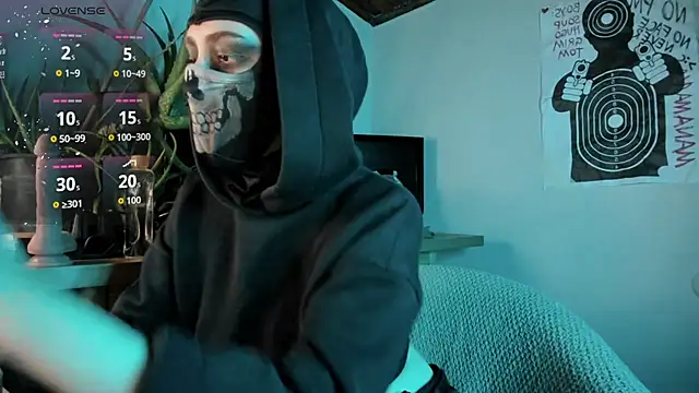 cos operator online show from September 26, 2025, 6:04 pm