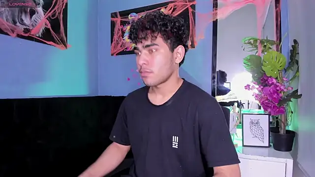 LucasCarterr  online show from October 28, 2025, 5:18 am