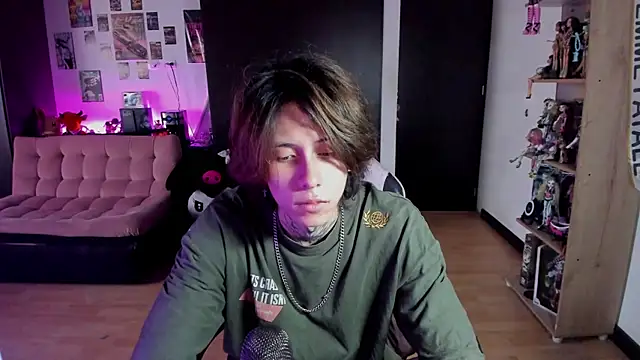 Snapshot of xIce_Boy chatting on May 22, 2026, 9:35 pm xIce Boy online show from May 22, 2026, 9:35 pm