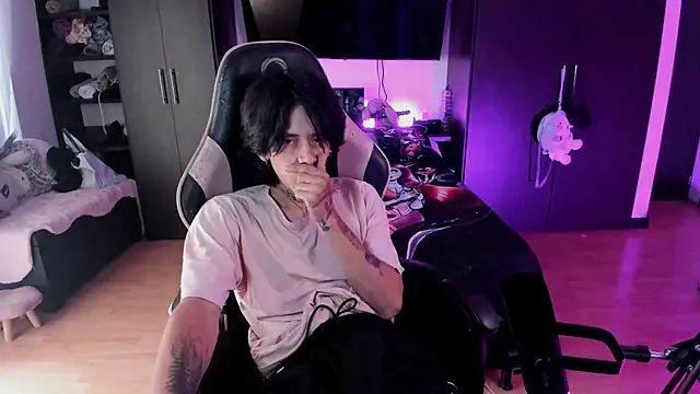 xIce Boy online show from December 22, 2025, 1:00 pm