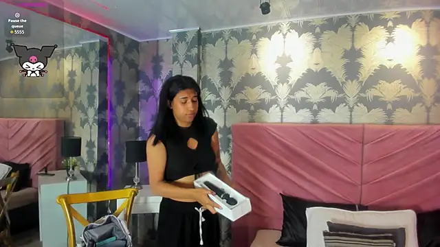 Karin Ks online show from October 18, 2025, 7:27 pm