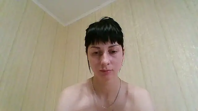 Snapshot of _Black-Panther_ chatting on November 2, 2025, 8:47 pm Black-Panther online show from November 2, 2025, 8:47 pm