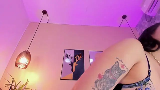 MelinaCruz online show from January 12, 2026, 7:42 pm